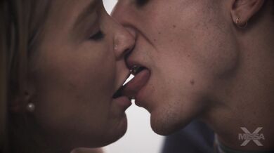 Stepmom Laura Bentley seduces stepson & gets a hot creampie