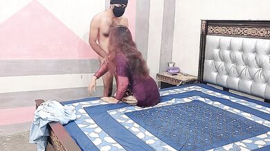 Bhabhi Room ki Safai kr Rahi thi Dever ny Ghori bana k Chod diya Indian Desi Bhabhi Doggystyle Anal Fuck Best Blowjob Clear Hind