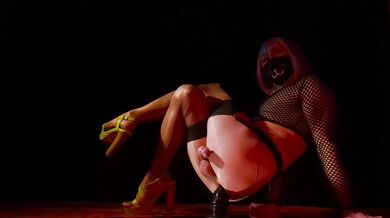 Stretching sissy asshole with big black dildo