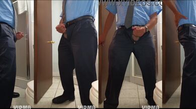 Professor jerks off well in the absence of a student's ass