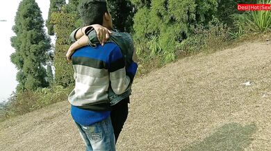 18yrs boy fucking 25yrs girl at outdoor! Desi love sex