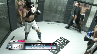 Battle bang between TJ Cummings and Daniel Hunter