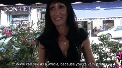 Slim Brunette Milf fucked really enjoy sex