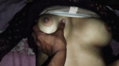 18 Years Old Hot Bengali Desi Bhabhi Ke Hot Boobs And Tight Pussy, Bhabhi Ki Saat Chudai Kar Piri Raat Chota Bhabhi Ki Room Mein